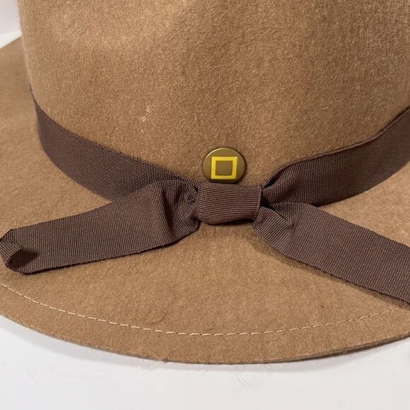 Beautiful Yellow 108 salvaged 💯 wool fedora hat camel colored. Small - Picture 8 of 16